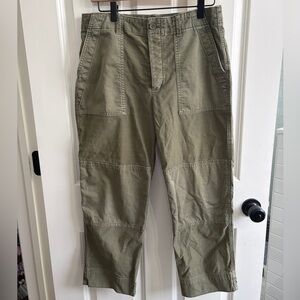 Excellent condition women’s size 8/M  Cargo Pants. The best pants! Button fly